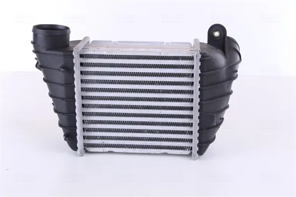 Intercooler 96747 Nissens