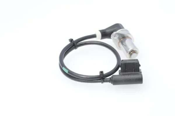Sensor de posición del árbol de levas 0261210058 Bosch
