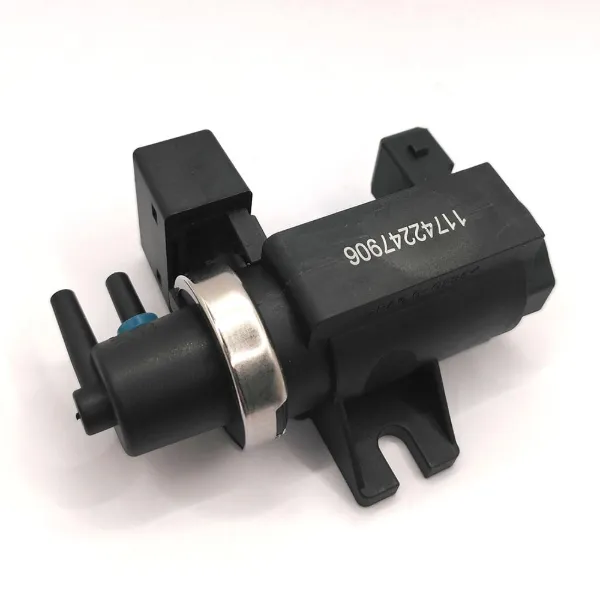 Válvula solenoide de control de presión de sobrealimentación 11747796634 BMW