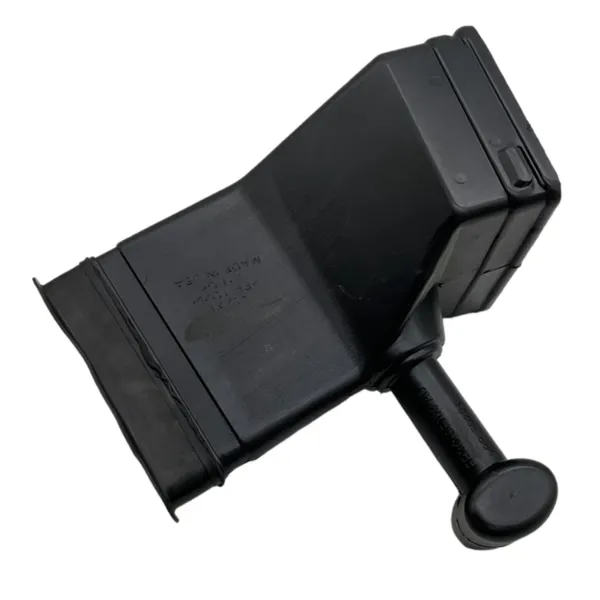Resonador del filtro de aire FR3Z9F763A Ford