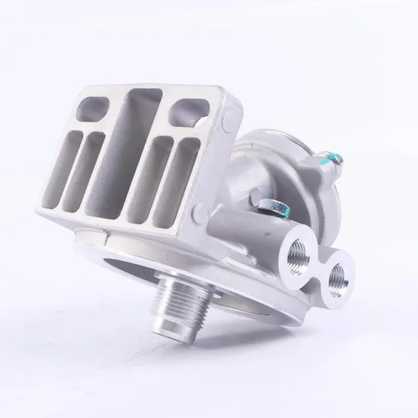 Tapa de la carcasa del filtro de combustible 42550973 Iveco
