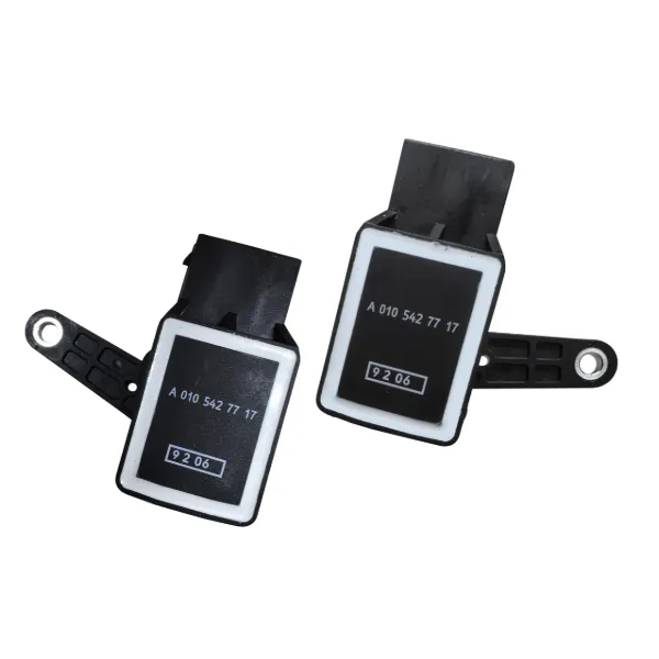 Sensor de nivel de carrocería trasero 0105427717 Mercedes
