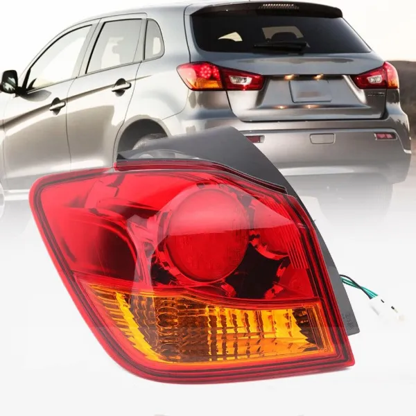 Piloto trasero exterior izquierdo 8330A689 Mitsubishi
