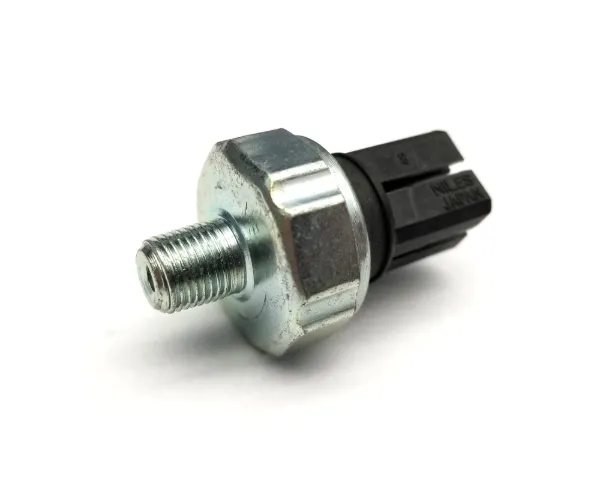 Sensor de presión de aceite 252408996E Nissan/Infiniti