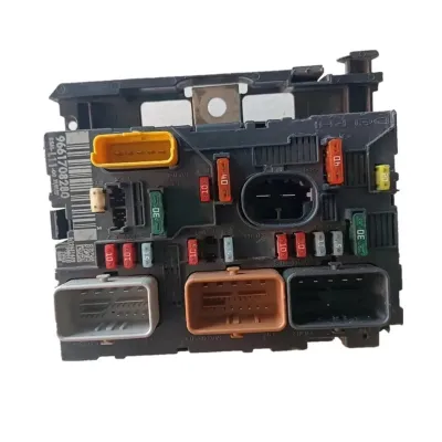 Caja de fusibles PEUGEOT 9661708280
