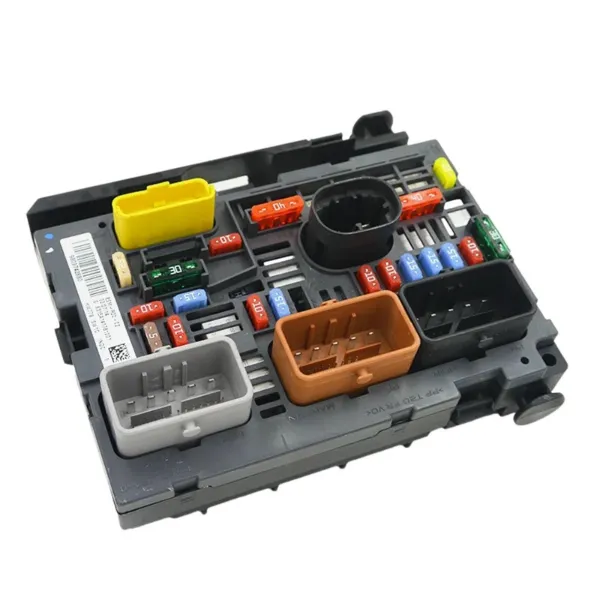 Caja de fusibles 9666700480 Peugeot/Citroen