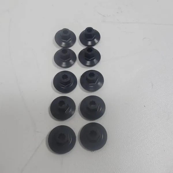 Clip de protección del bajo 9048010024 Toyota