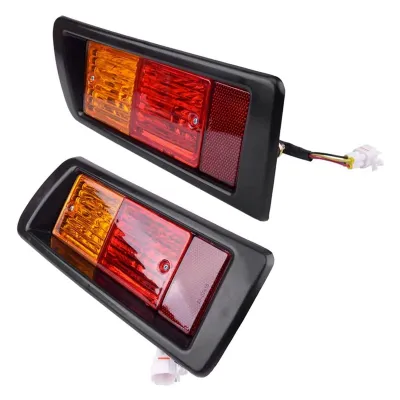 Luz trasera de parachoques derecha TOYOTA 8155060520