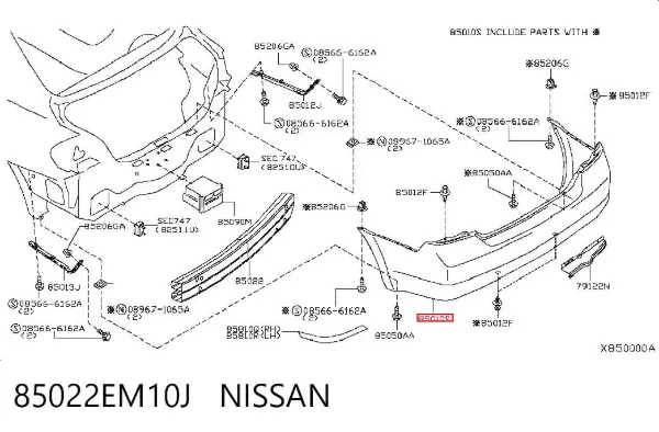 Parachoques trasero Nissan Tiida SC11X