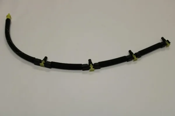Tubería de retorno de combustible de los inyectores 03L130235N VAG