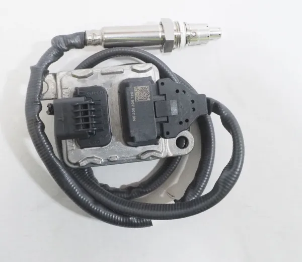 Sensor de óxidos de nitrógeno NOx 04L907807DN VAG