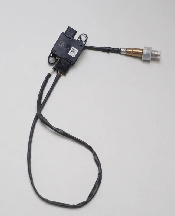 Sensor de óxidos de nitrógeno NOx trasero 05L906261B VAG