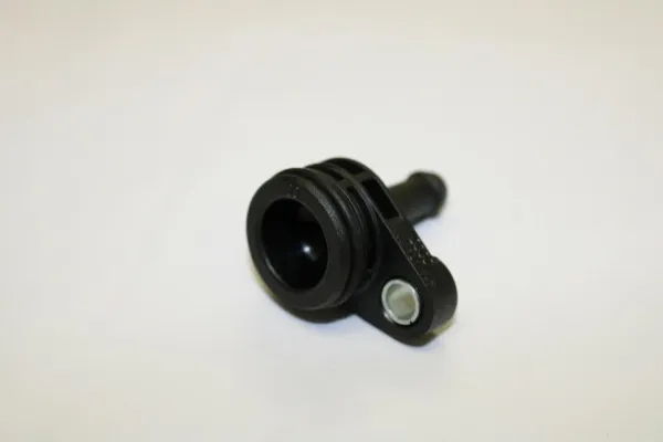 Brida del sistema de refrigeración (triple unión) 06K121143 VAG
