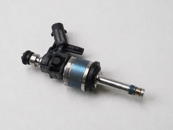 Inyector 06N906036A VAG