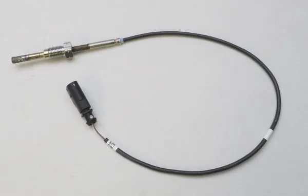 Sensor de temperatura de gases de escape antes de la turbina 070906088 VAG