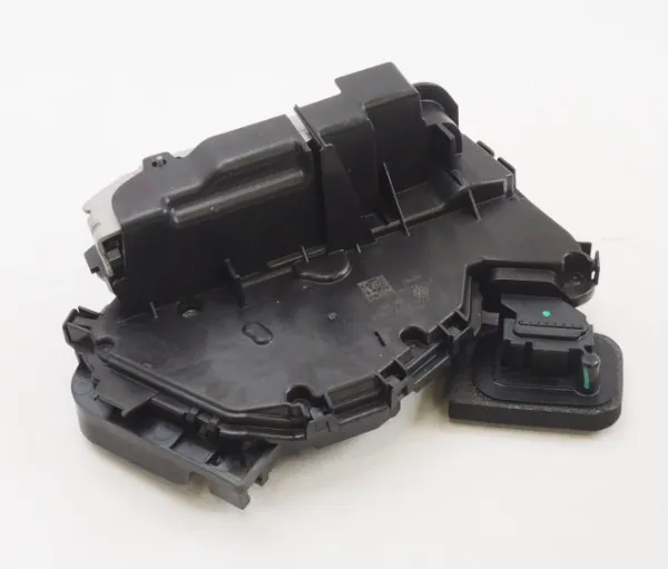 Cerradura de puerta delantera derecha 17A837016A VAG