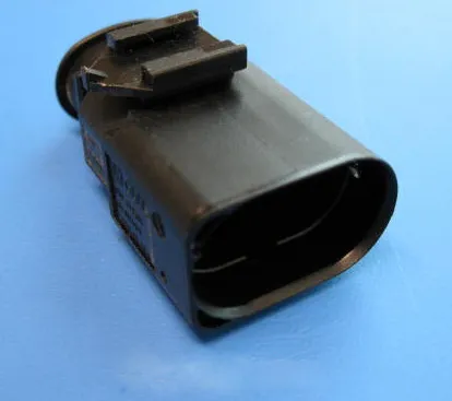 Conector universal 1J0973814 VAG