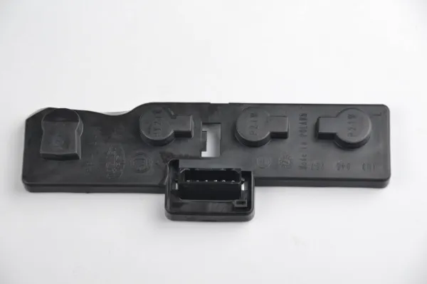 Placa de contacto de luz trasera 1U9945257 VAG