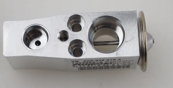 Válvula TRV del aire acondicionado 2Q0816679A VAG