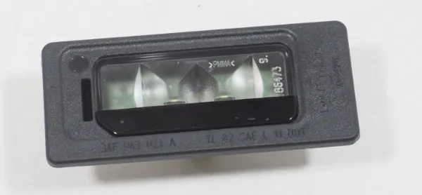 Luz matricula 3AF943021A VAG