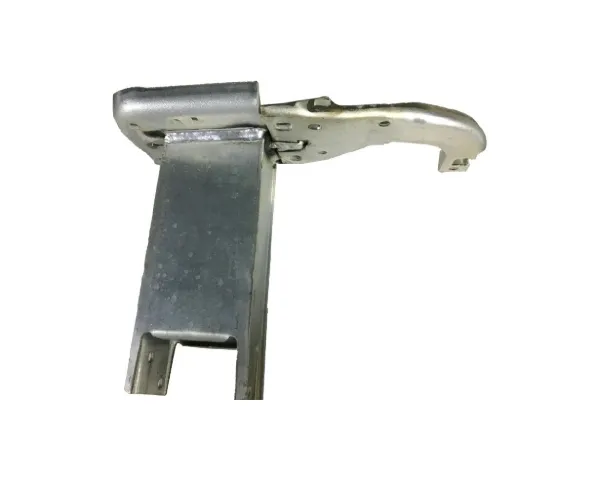 Soporte del refuerzo del parachoques delantero 4G0807133F VAG