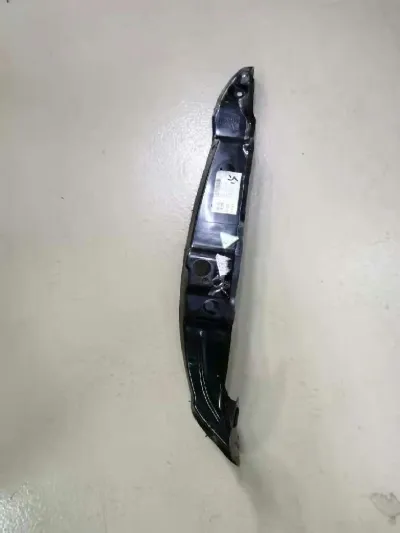 Sellado de guardabarros VAG 4G0821111