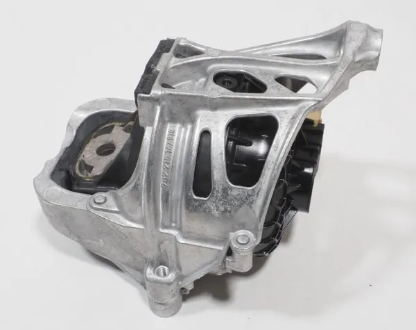 Soporte izquierdo del motor 4M0199371GL VAG