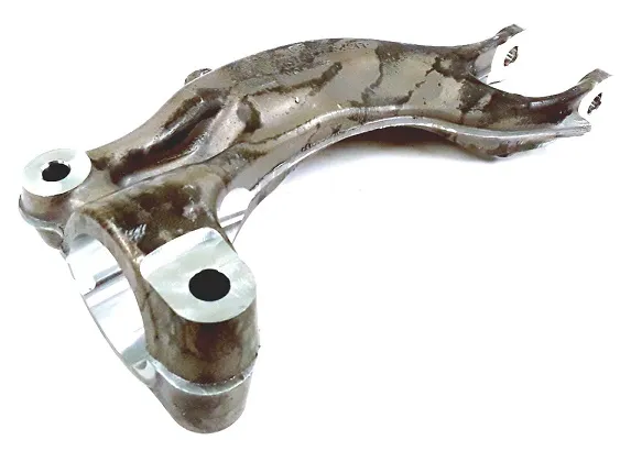 Horquilla inferior izquierda del amortiguador delantero 4M0413037H VAG