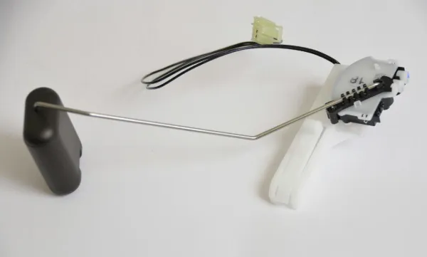 Sensor de nivel de combustible izquierdo 4M0919671C VAG