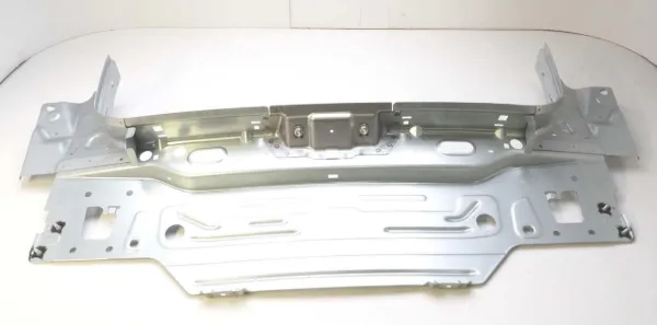 Panel del maletero trasero 575813303A VAG