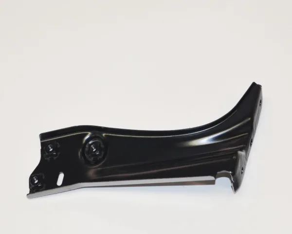 Soporte delantero de guardabarros delantero derecho 5E0821142 VAG