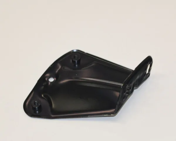 Soporte delantero izquierdo para aleta delantera 5L0821141 VAG