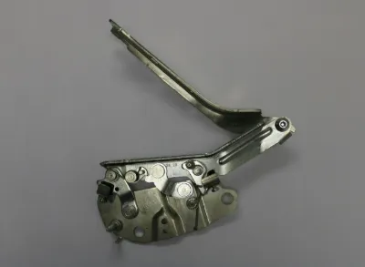 Bisagra del capó VAG 5NA823302G