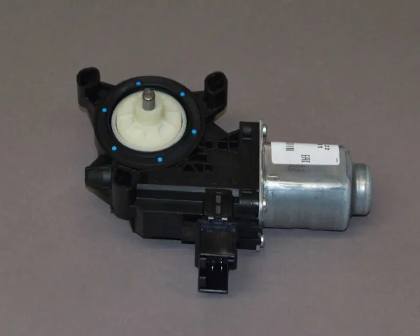 Motor del elevalunas de la puerta delantera derecha 6R0959802DDZ01 VAG