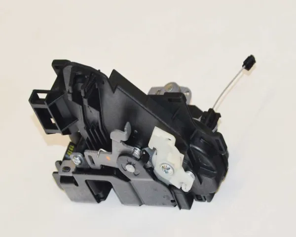 Cerradura de puerta delantera derecha 6X1837014G VAG