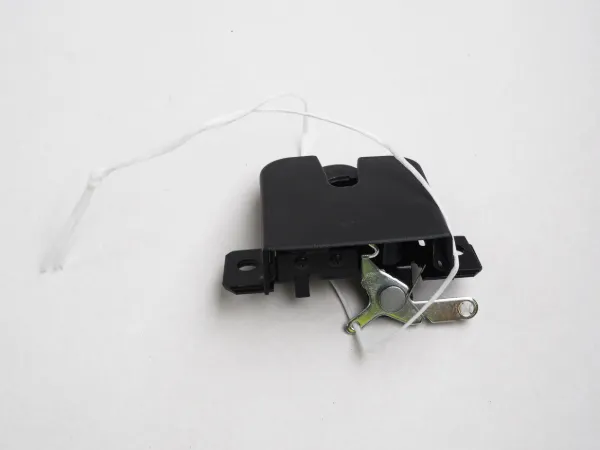 Cerradura de maletero 7E5827505C VAG
