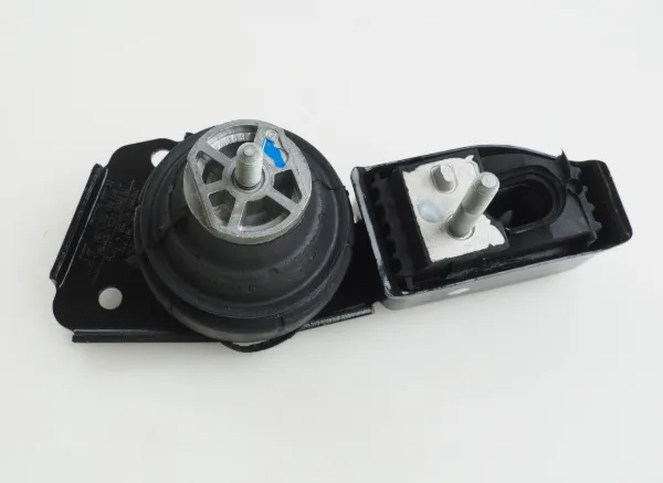 Soporte de motor derecho 7M3199132L VAG