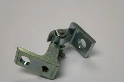 Bisagra de la puerta delantera derecha VAG 7N0831402D