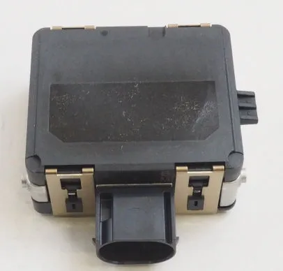 Sensor de ángulo muerto trasero 80A907590C VAG