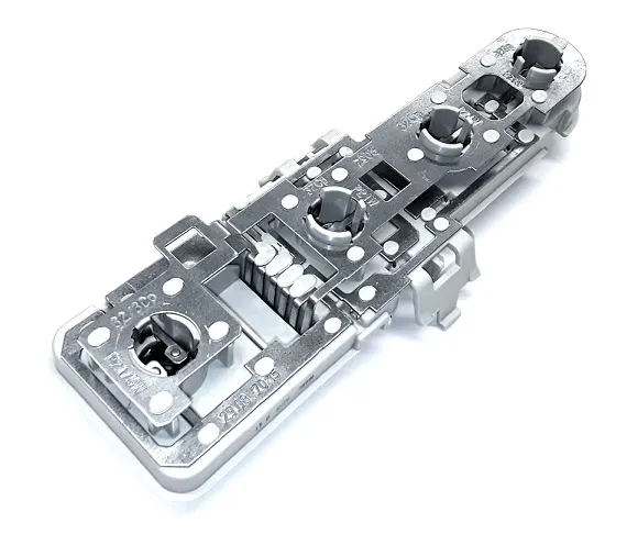 Placa de contacto de luz trasera 8D9945257 VAG