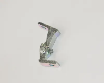 Bisagra de puerta trasera izquierda VAG 8K0831401B