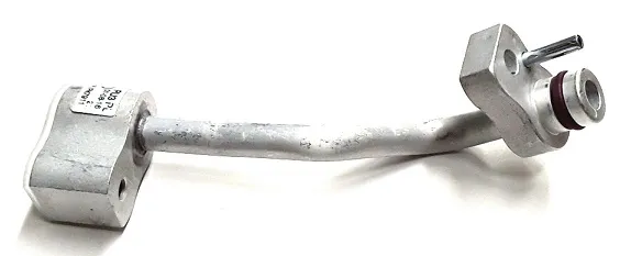 Manguera de aire acondicionado de condensador a evaporador 8R0260367 VAG
