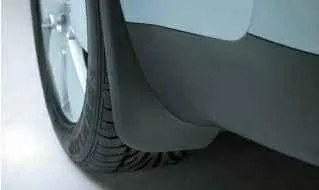 Guardabarros delanteros 8T0075111 VAG