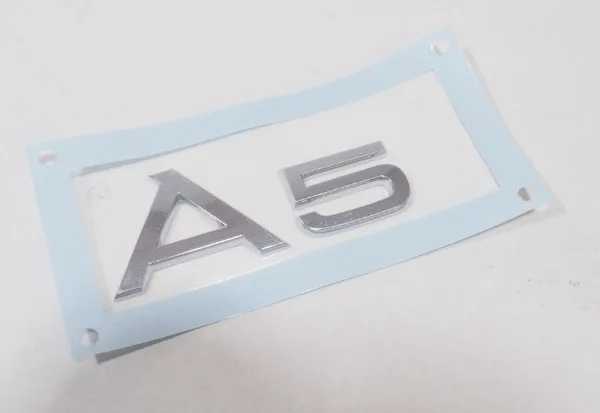 Emblema Audi A5 8T3
