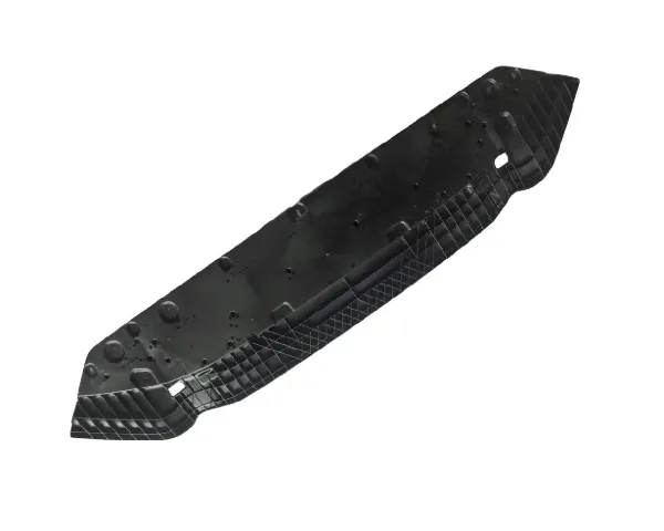 Protector para parachoques 8W0807611A VAG