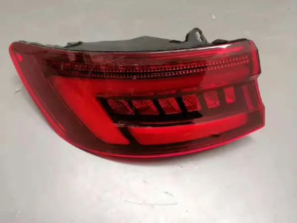 Piloto trasero exterior izquierdo 8W5945091G VAG