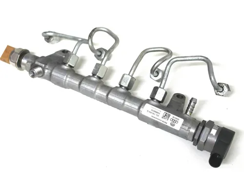 Rampa de combustible 1J0133813 VAG