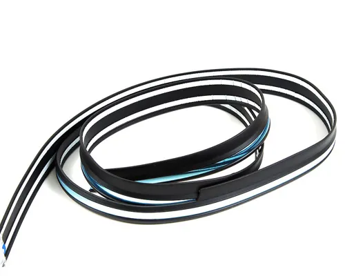 Moldura de parachoques trasero 7452LK Peugeot/Citroen