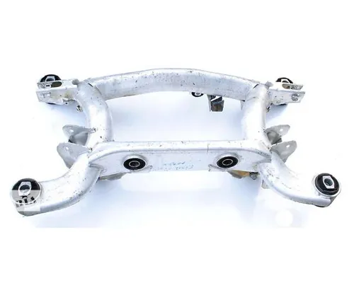 Subchasis trasero Honda HR-V 