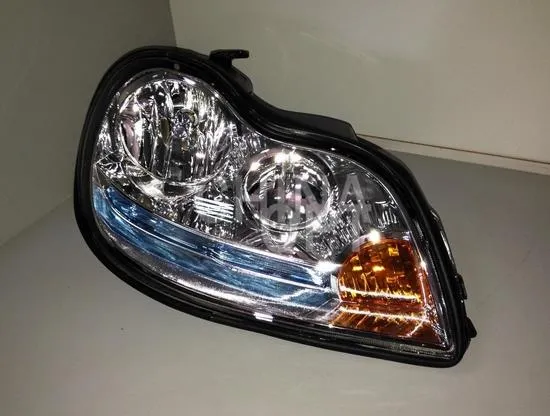 Faro derecho 1017015737 Geely